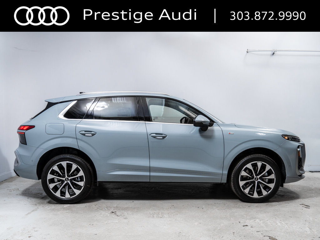 Used 2026 Audi Q3 quattro 2.0T w/ Driver Assistance Package AWD/4WD image 9