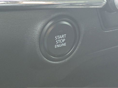 Used 2022 MAZDA MAZDA3 s FWD image 30