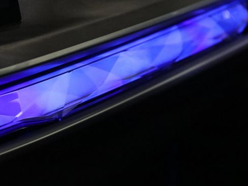 Used 2023 BMW 760i xDrive image 15