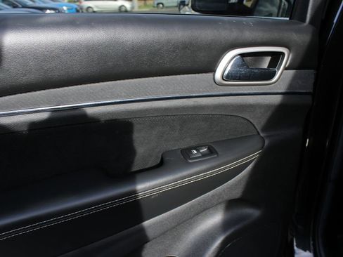 Used 2014 Jeep Grand Cherokee SRT AWD/4WD image 16