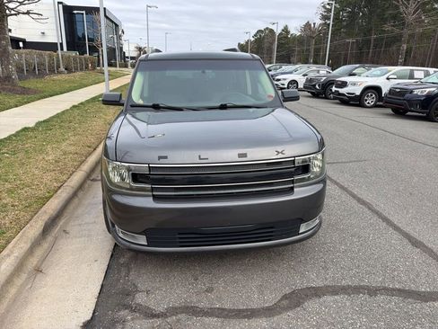 Used 2018 Ford Flex SEL w/ Equipment Group 202A image 2