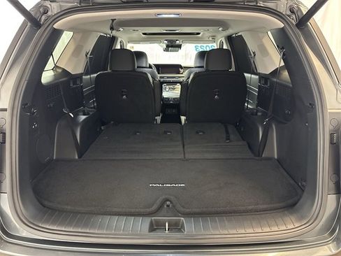 Used 2023 Hyundai Palisade SEL w/ Premium Package image 27