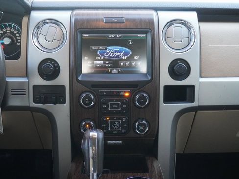 Used 2014 Ford F150 Lariat w/ Equipment Group 502A Luxury image 19