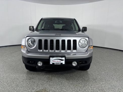 Used 2017 Jeep Patriot Sport AWD/4WD image 10