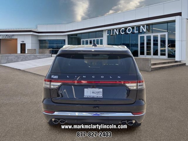 New 2026 Lincoln Aviator 2WD image 4