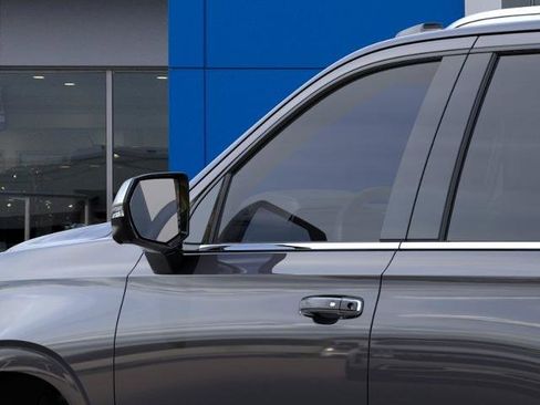 New 2026 Chevrolet Tahoe Premier AWD/4WD image 36