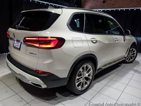 Used 2022 BMW X5 xDrive40i w/ Premium Package AWD/4WD image 10
