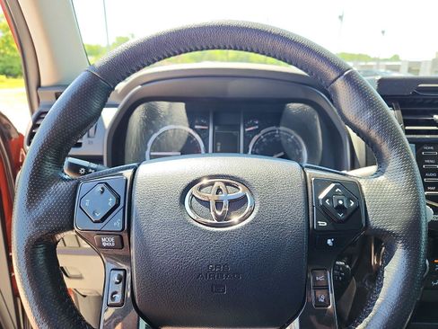 Used 2024 Toyota 4Runner TRD Pro AWD/4WD image 18