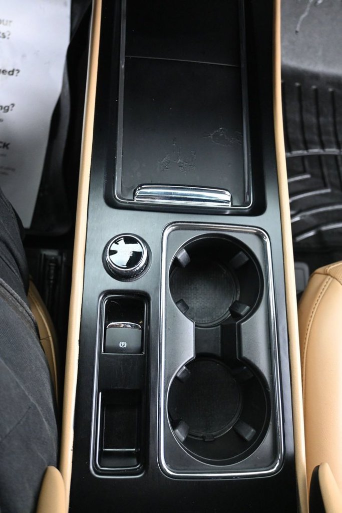 Used 2023 Lincoln Corsair Grand Touring AWD/4WD image 21