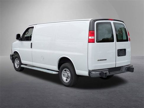 Used 2023 Chevrolet Express 2500 w/ Driver Convenience Package image 3