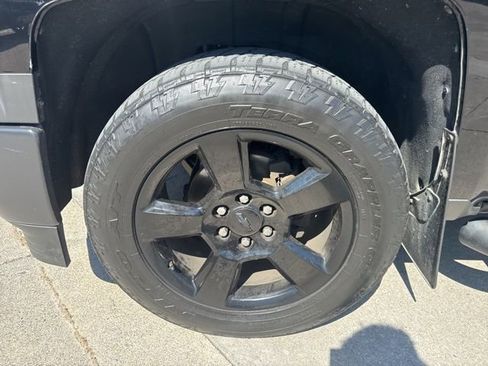 Used 2015 Chevrolet Silverado 1500 W/T RWD image 12