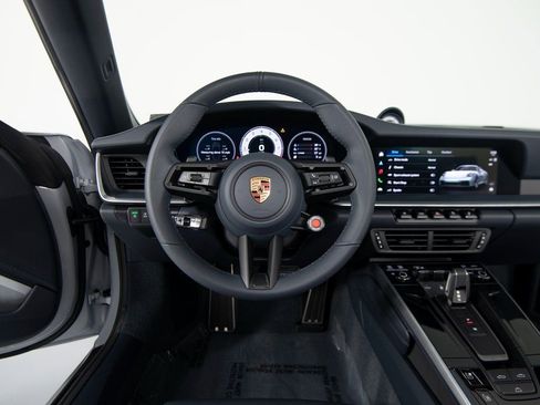 Certified 2026 Porsche 911 Carrera GTS image 17