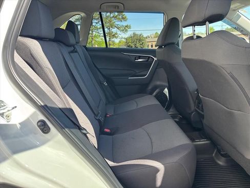 Used 2023 Toyota RAV4 XLE FWD image 11