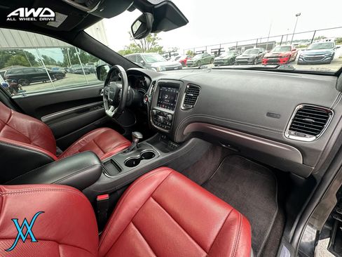 Used 2018 Dodge Durango SRT w/ SRT Interior Appearance Group AWD/4WD image 21
