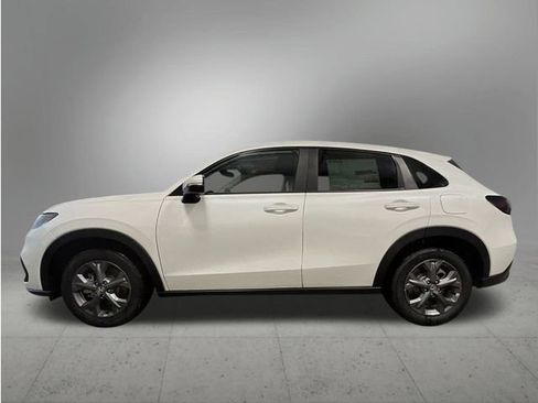New 2027 Honda HR-V LX image 2