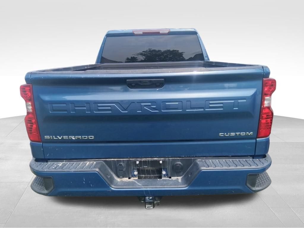 Used 2024 Chevrolet Silverado 1500 Custom RWD image 5
