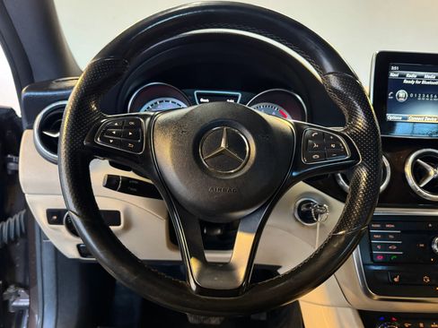 Used 2015 Mercedes-Benz CLA 250 4MATIC image 16