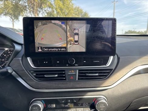 Used 2023 Nissan Altima 2.5 SL FWD image 26