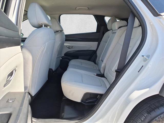 Used 2025 Hyundai Tucson SEL FWD image 17