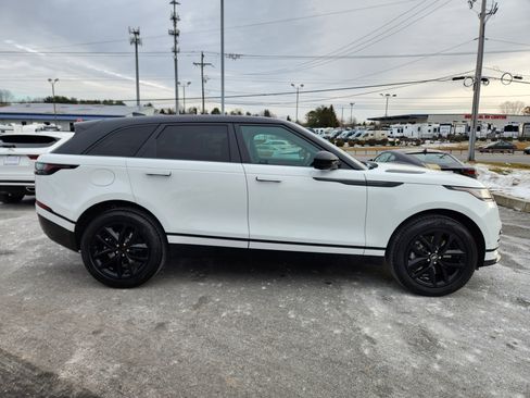 Certified 2026 Land Rover Range Rover Velar Dynamic SE image 6