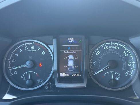Used 2023 Toyota Tacoma TRD Sport RWD image 23