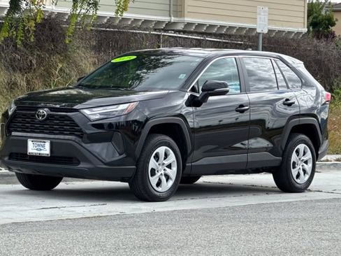 Used 2025 Toyota RAV4 LE FWD image 8