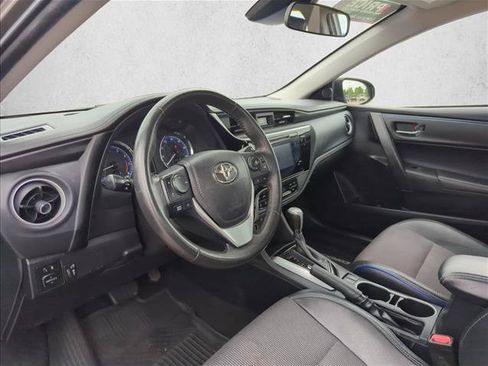 Used 2017 Toyota Corolla SE FWD image 10