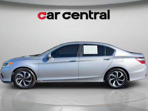 Used 2016 Honda Accord EX image 2