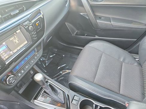 Used 2015 Toyota Corolla S image 24