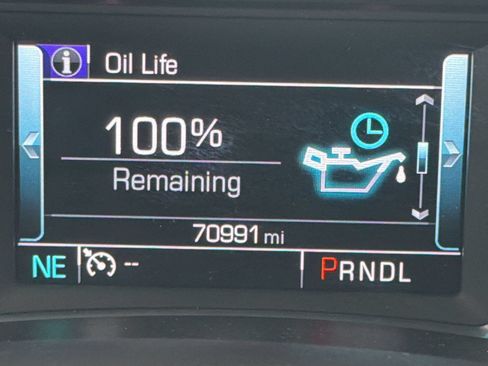 Used 2018 Chevrolet Equinox LT w/ Sun & Infotainment Package FWD image 25