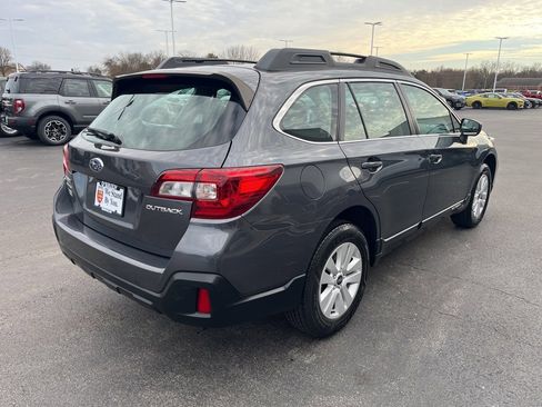 Used 2018 Subaru Outback 2.5i image 5