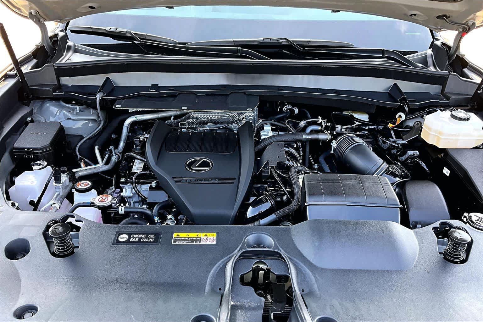Used 2026 Lexus TX 500h AWD w/ Technology Package image 32