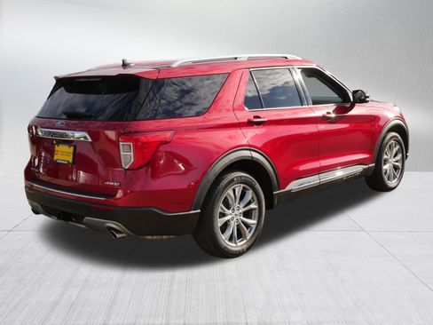 Certified 2022 Ford Explorer Limited w/ Equipment Group 301A image 7