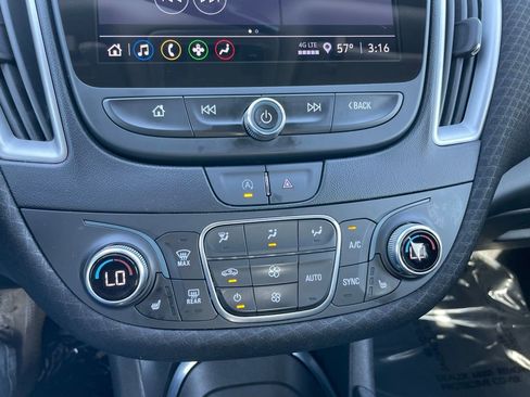 Used 2023 Chevrolet Malibu LT FWD image 11