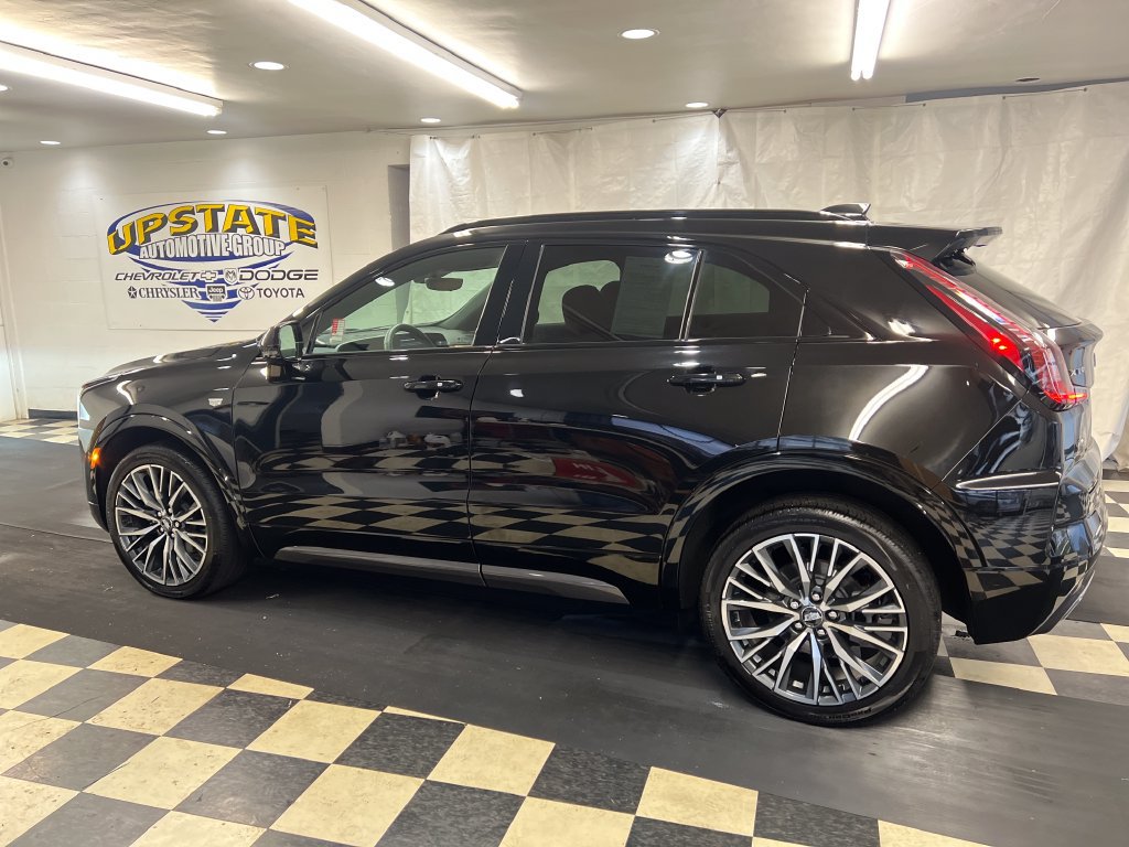 Used 2024 Cadillac XT4 Sport AWD/4WD image 7