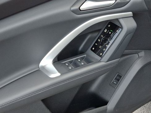 New 2026 Audi Q5 Premium Plus image 10