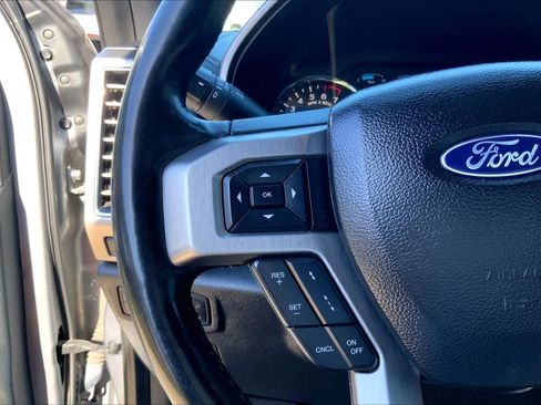 Used 2020 Ford F150 Platinum w/ Equipment Group 701A Luxury AWD/4WD image 22