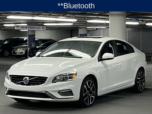 Used 2017 Volvo S60 T5 Dynamic w/ Vision Package FWD image 4