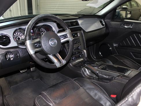 Used 2014 Ford Mustang Premium w/ Equipment Group 202A RWD image 20