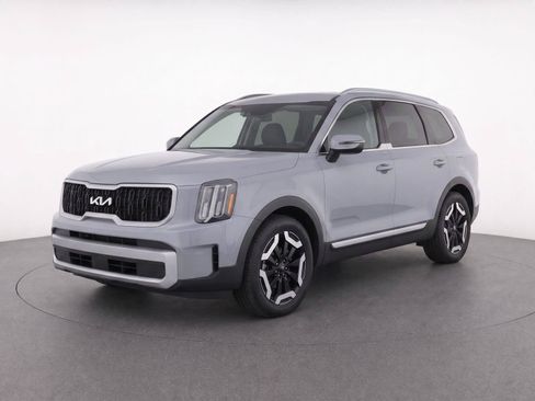 Used 2023 Kia Telluride EX FWD image 2