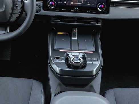 New 2026 Toyota C-HR AWD/4WD image 12