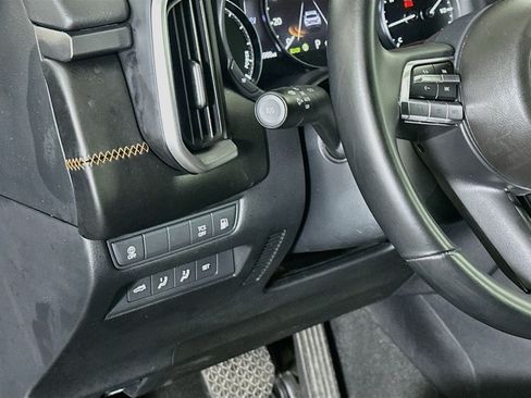 Used 2025 MAZDA CX-50 AWD 2.5 Hybrid w/ Premium Pkg image 17