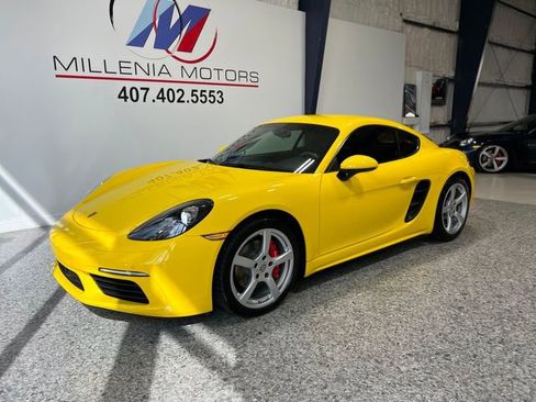 Used 2020 Porsche 718 Cayman S image 12