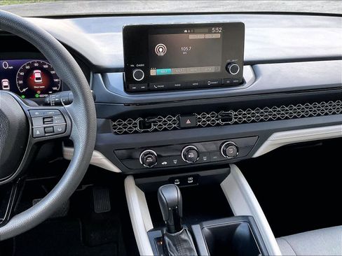 Certified 2024 Honda Accord LX image 18