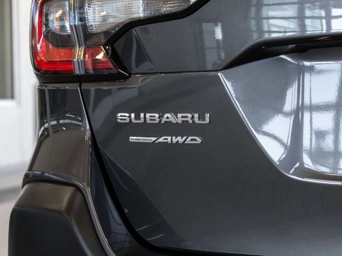 Used 2025 Subaru Outback Limited image 22