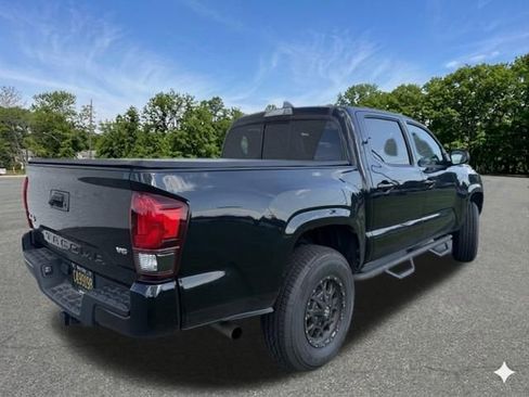 Used 2019 Toyota Tacoma SR w/ SR Convenience Package AWD/4WD image 8