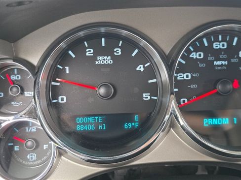 Used 2013 Chevrolet Silverado 3500 LT w/ Interior Plus Package AWD/4WD image 18