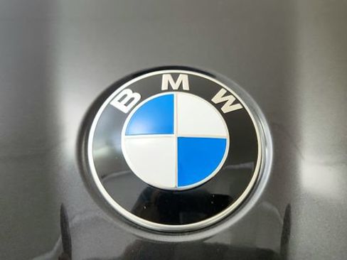 Used 2026 BMW 540i xDrive w/ Executive Package AWD/4WD image 31