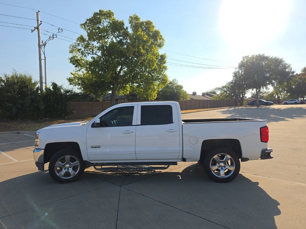 Used 2017 Chevrolet Silverado 1500 LT w/ Texas Edition RWD image 5