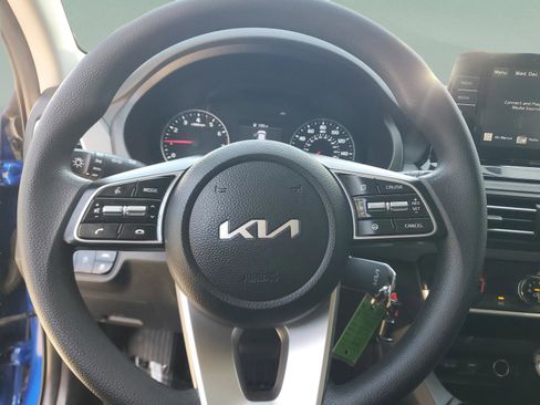 Used 2022 Kia Seltos LX image 15